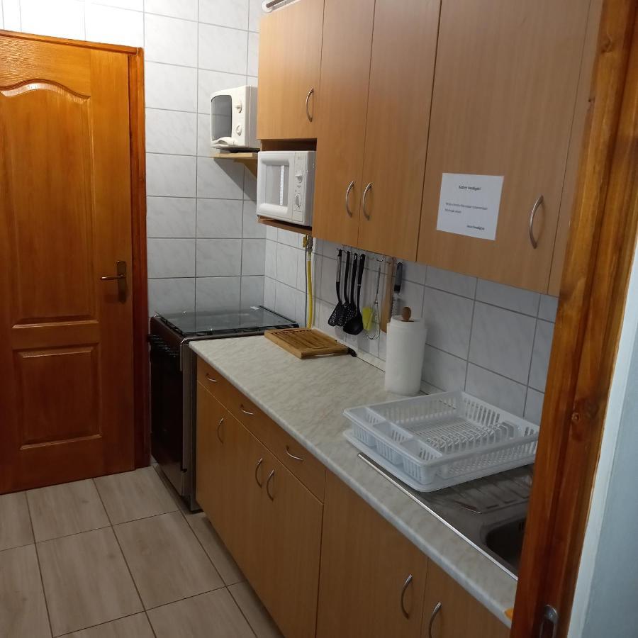 Jucus Vendeghaz Hotell Zalahaláp Exteriör bild